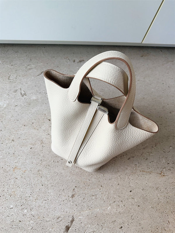  Structured crossbody bag front view 13