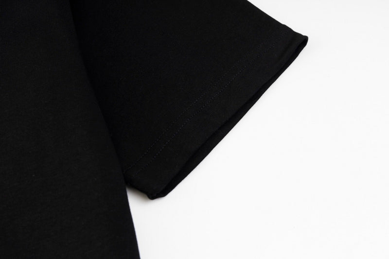 Full styled look of Louis Vuitton cotton t-shirt with contemporary cut