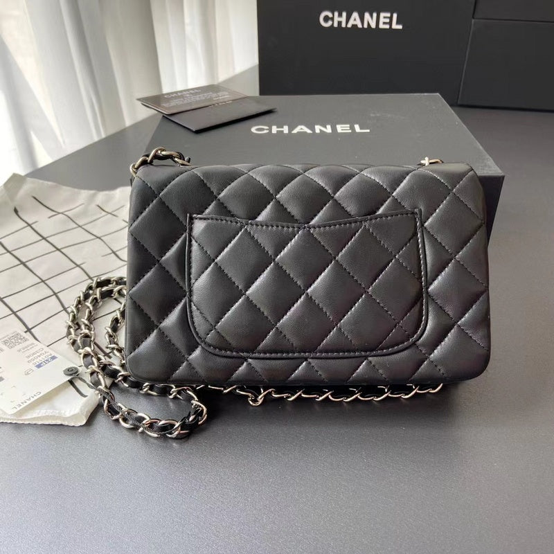 Zivas Charm Refined Everyday Style Everyday Handbag (Premium Everyday Carry) – Detail View