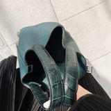  Graceful shopper bag carried on shoulder