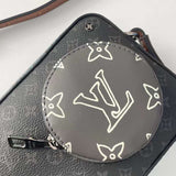Handle and strap detail of elevated premium women's handbag – women's everyday handbag