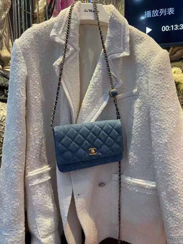  handbag, versatile everyday style, image 9