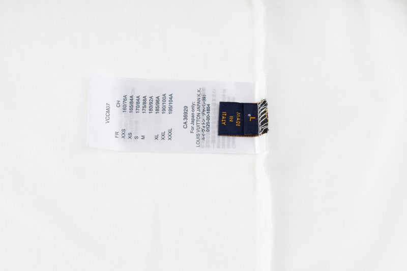 Side profile of Louis Vuitton cotton t-shirt with contemporary cut