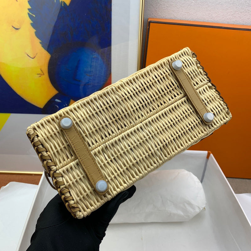 Structured handbag styled for everyday wear