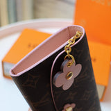 Close-up detail of structured classic women's handbag – women's luxury accessory