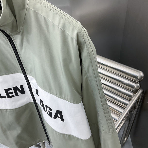 Three-quarter angle view of Balenciaga luxury piece style No.173