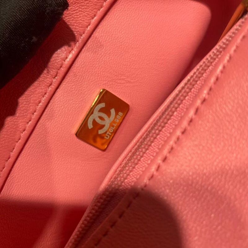  mid purse view 10