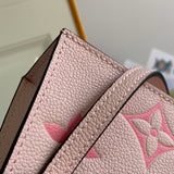 Front view of modern chic women's handbag – women's everyday handbag