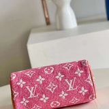 Close-up detail of premium sleek women's handbag – women's everyday handbag