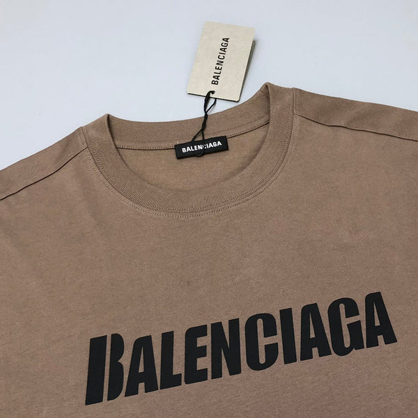 Three-quarter angle view of Balenciaga luxury piece style No.380