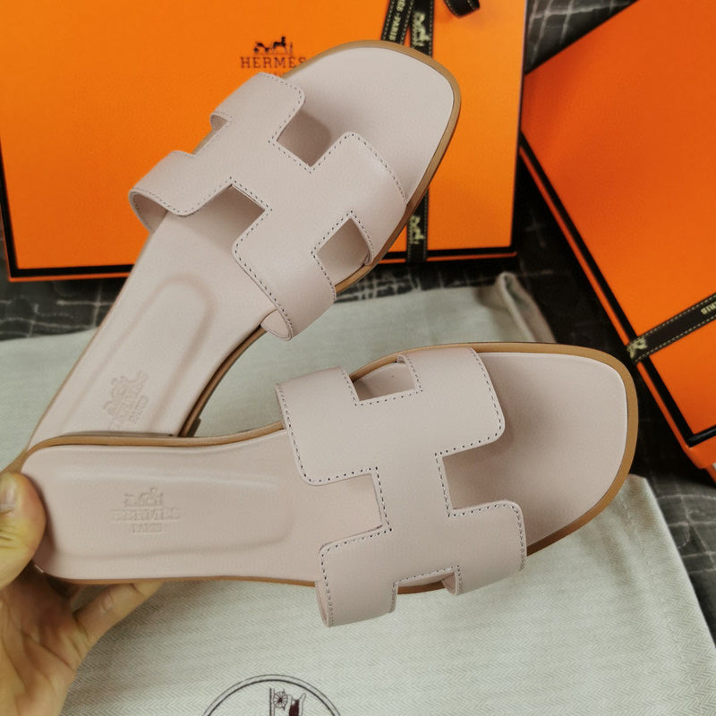 Hermes sandals Style 060 - back heel detail