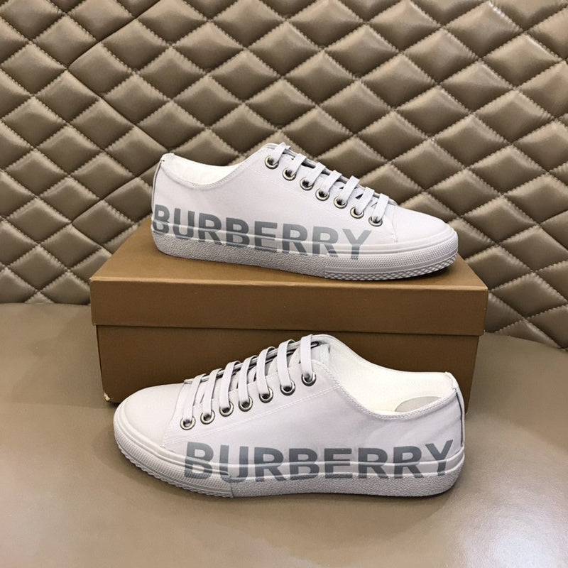 Burberry shoes Style 120 - sole and craftsmanship detail