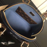 Interior view of everyday-luxe premium women's handbag – women's luxury handbag
