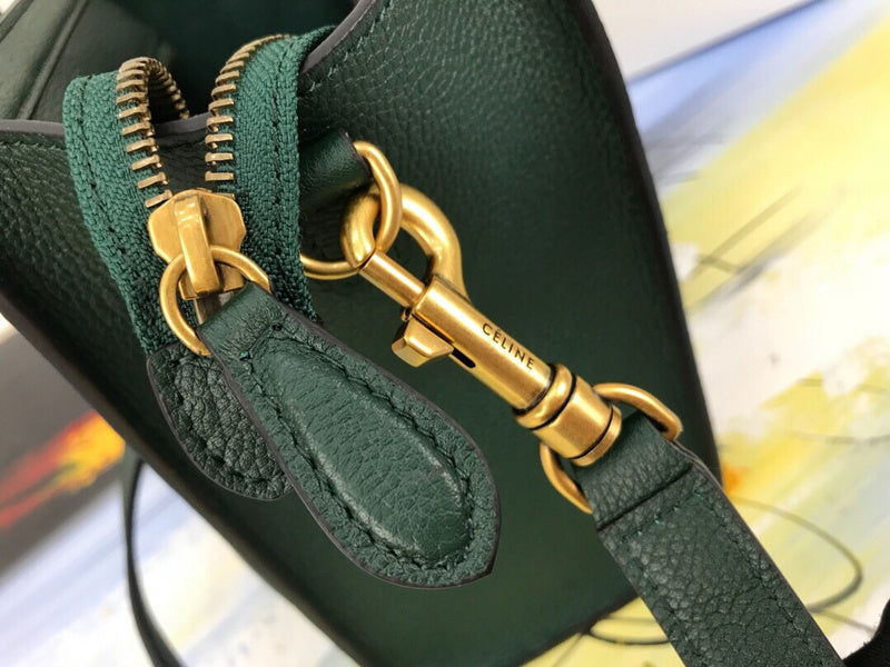 Front view of premium everyday-luxe women's handbag – women's everyday handbag