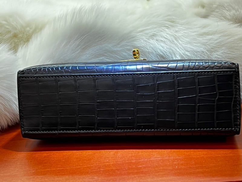 Considered handbag styled for everyday wear
