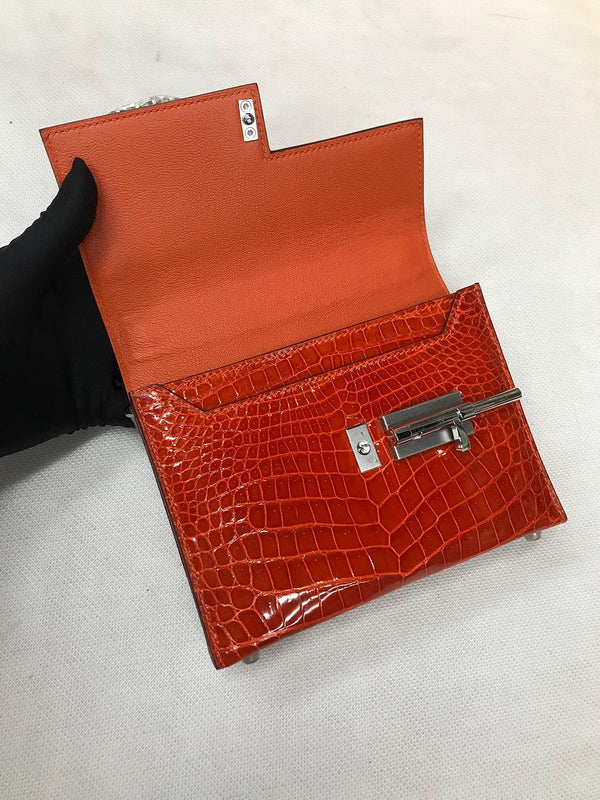 Side view of modernist structured handbag