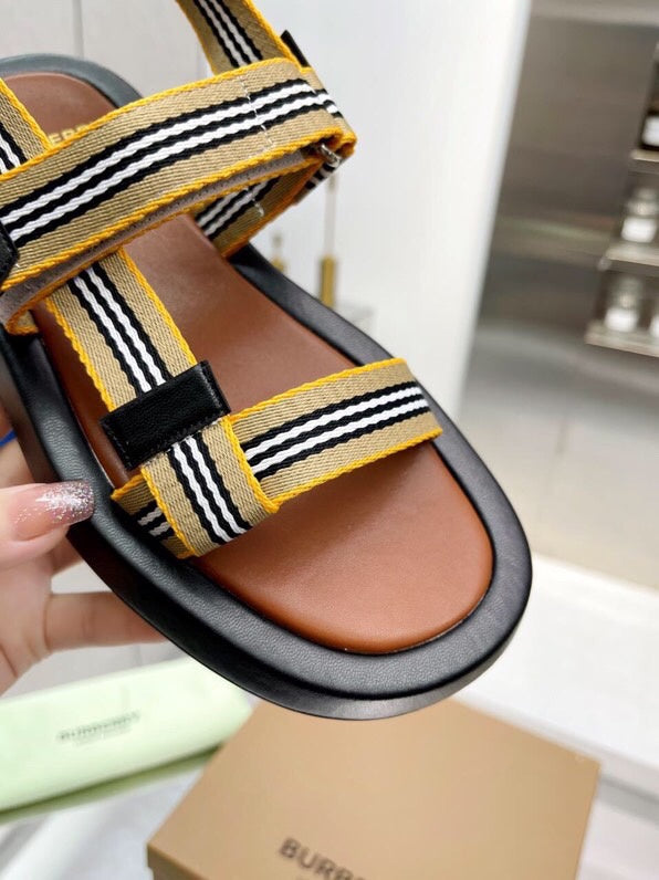 Burberry White Chunky Platform Sneakers - Close-Up Texture View
