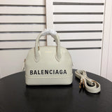 Front view of refined structured women's handbag – women's everyday handbag