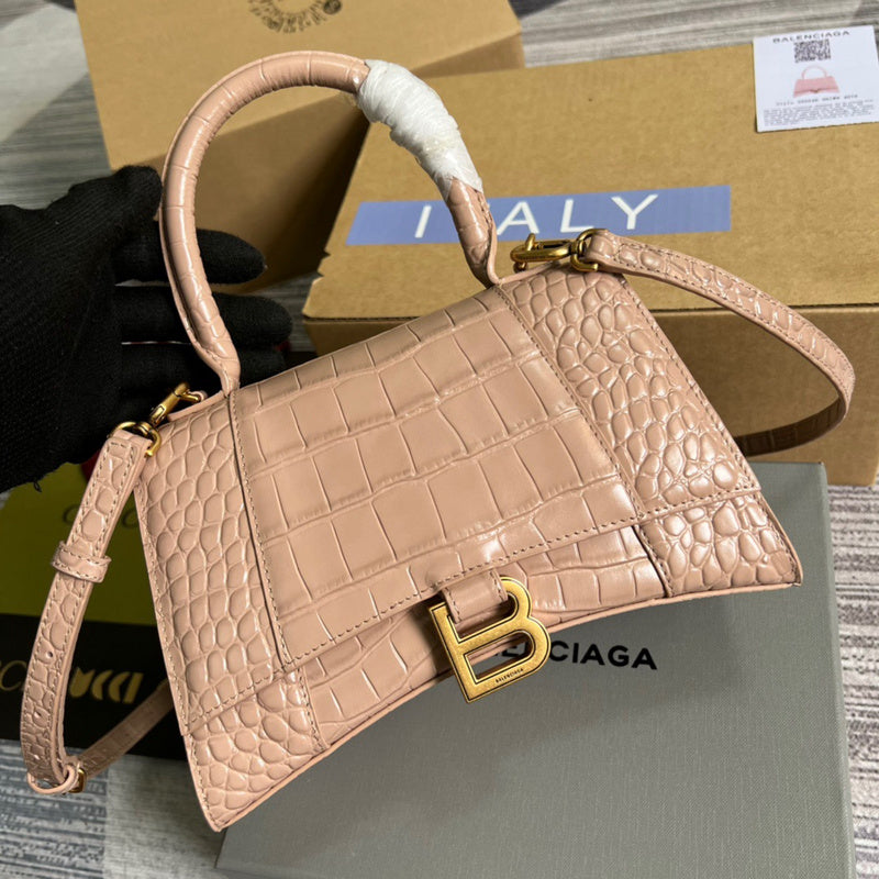 Polished Premium PU Leather Handbag - Smooth Faux-Leather Exterior | Women's Fashion Handbag #294 - hardware and detail close-up (image 5) of designer-inspired handbag