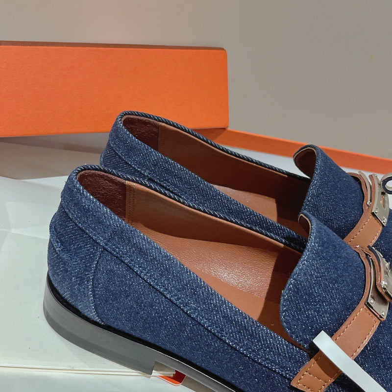 Hermes shoes Style 282 - logo and branding close-up