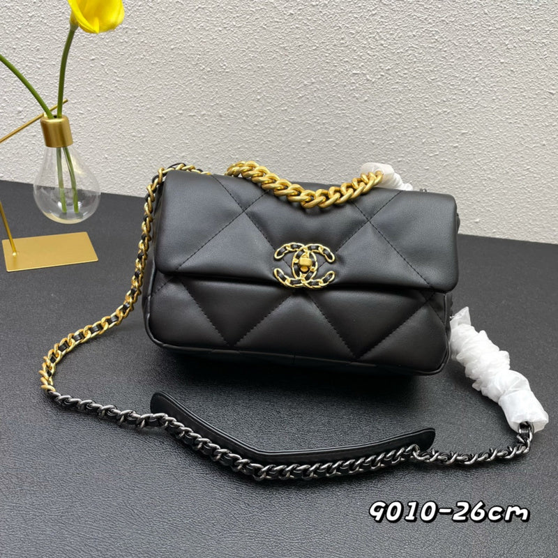  mid purse view 1
