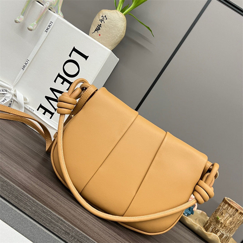 Ziva's Charm handbag – side angle view (25cm*8cm*17cm)