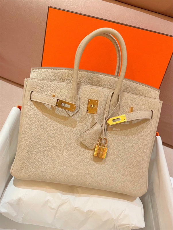  shopper bag interior and compartment view