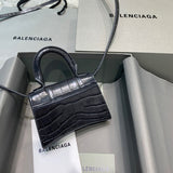 Timeless Premium PU Leather Handbag - Understated Luxury Look | Women's Everyday Carry Handbag #504 - close-up detail shot (image 3) of designer-inspired handbag