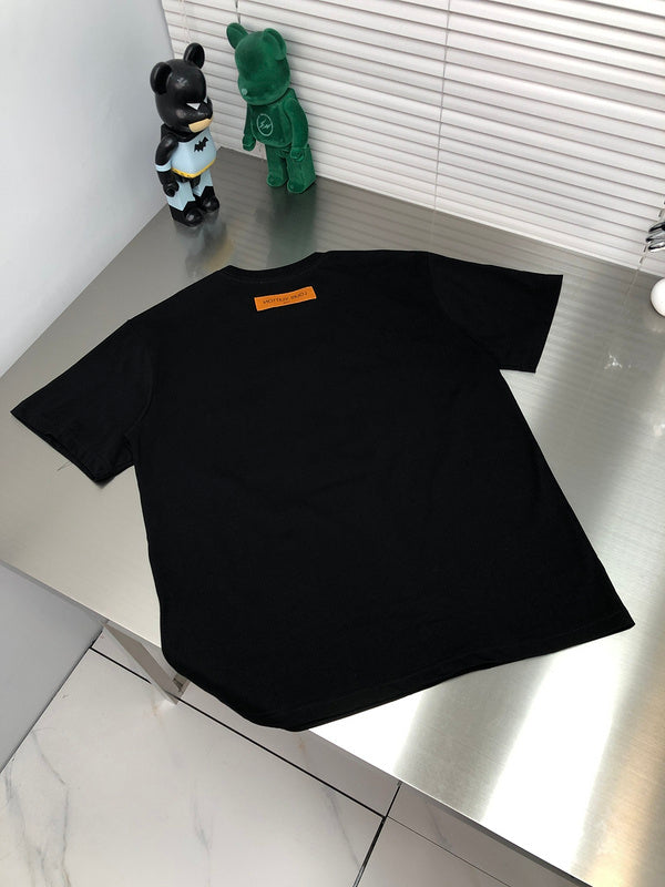 Front view of Louis Vuitton cotton t-shirt with logo-detail design