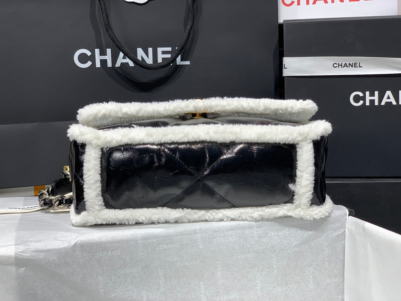  mid purse view 6
