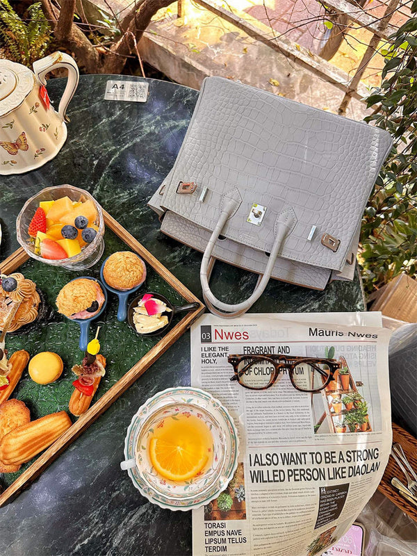 Interior view of structured premium bag