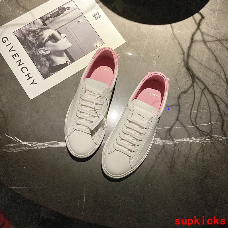 Givenchy shoes Style 066 - top view showing design