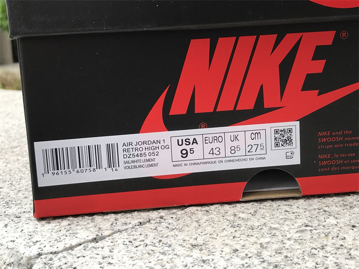 Nike clean off-white luxury sneakers view 9 padded collar comfort