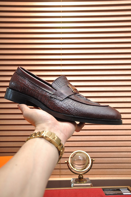Hermès Camel Block Heel Pumps - Detail Shot of Craftsmanship