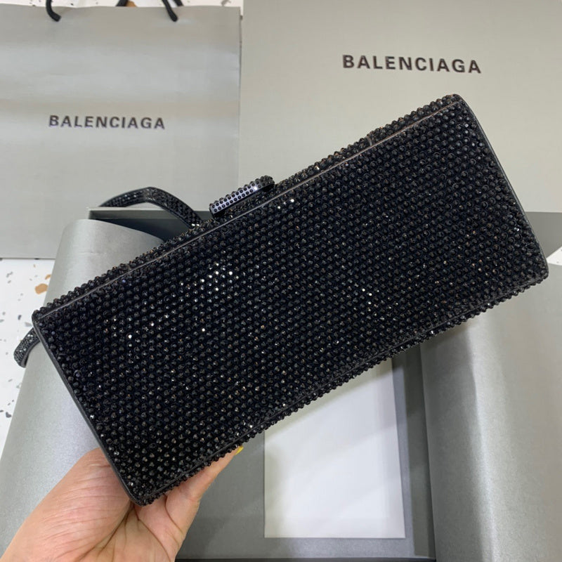 Elegant Premium PU Leather Handbag - Statement Silhouette | Women's Fashion Handbag #540 - hardware and detail close-up (image 5) of designer-inspired handbag
