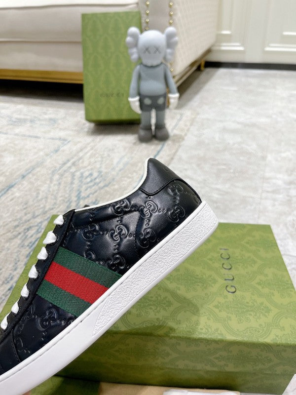 Gucci stone beige luxury sneakers view 4 padded collar comfort