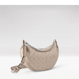  Curated everyday bag front view 7