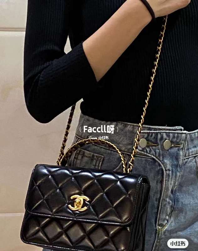 Zivas Charm Modern Minimalist Look Everyday Handbag (Premium Everyday Carry) – Side Profile