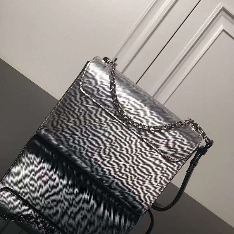 Close-up detail of structured everyday-luxe women's handbag – women's everyday handbag