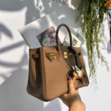  Sleek structured bag front view 7