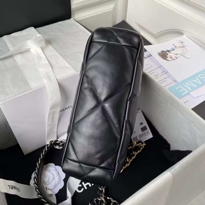  mid purse view 8