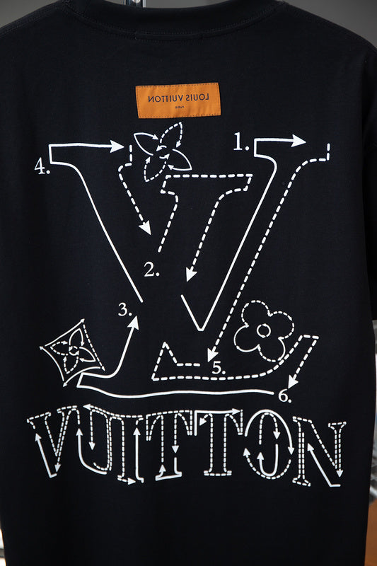 Front view of Louis Vuitton cotton t-shirt with relaxed-fit cut