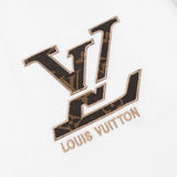 Full styled look of Louis Vuitton cotton t-shirt with logo-detail design
