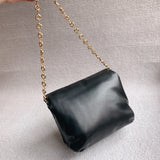 Ziva's Charm handbag – close-up view (22cm*19cm*8cm)