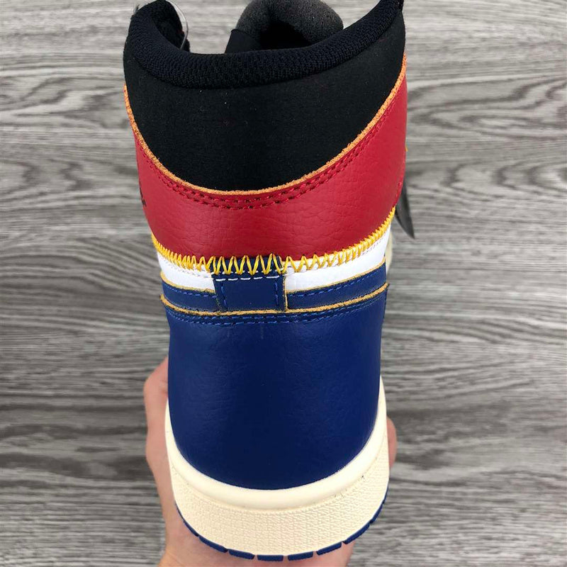 Nike Men's & Women's Designer Low-Top Shoes — Style 005 front view