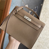  crossbody bag interior and compartment view