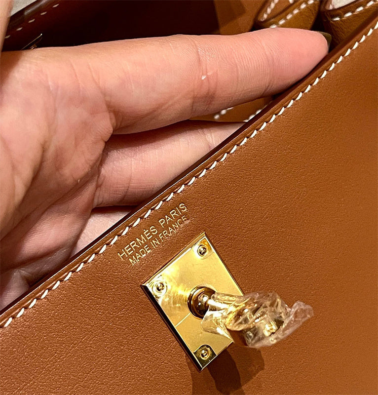 Side view of everyday-ready structured handbag
