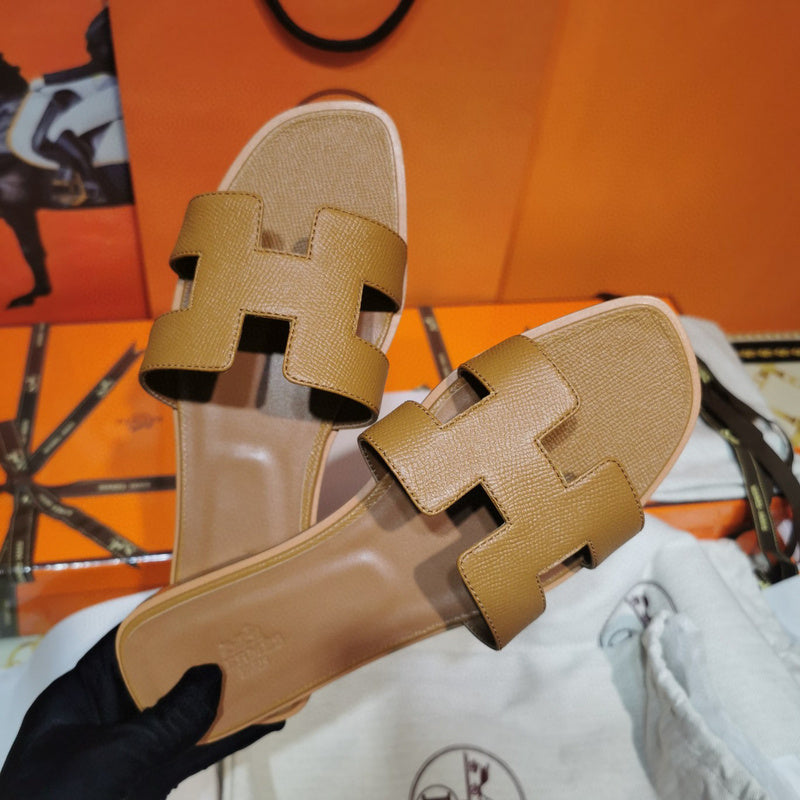 Hermès White Ankle Strap Sandals - Sole Detail View