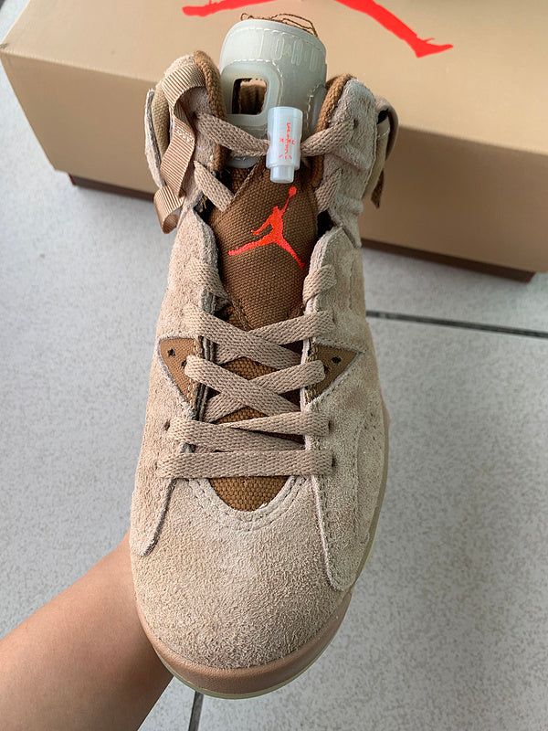 Nike Men's & Women's Premium Casual Sneakers — Style 196 side view
