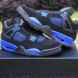 Nike classic monochrome luxury sneakers view 4 retro runner design